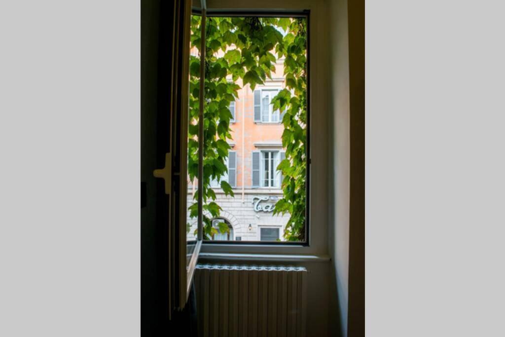 Colosseum/Panisperna Nina Apartament With Terrace Rome Exterior photo